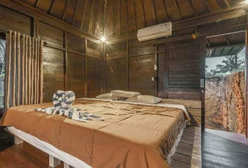 Keramas Surf Camp Hotel Buitenkant foto